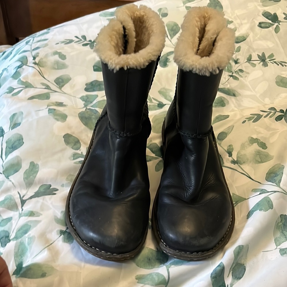 Black leather uggs